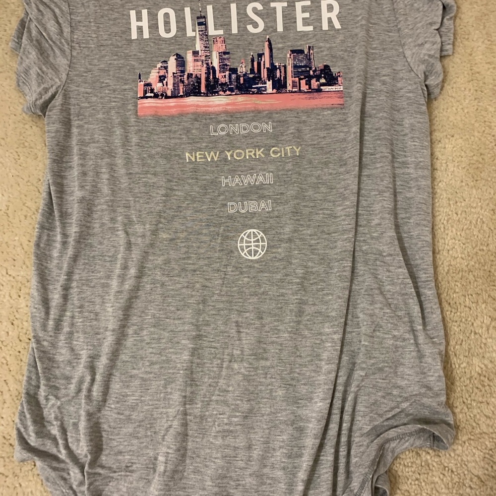 hollister cities graphic tee